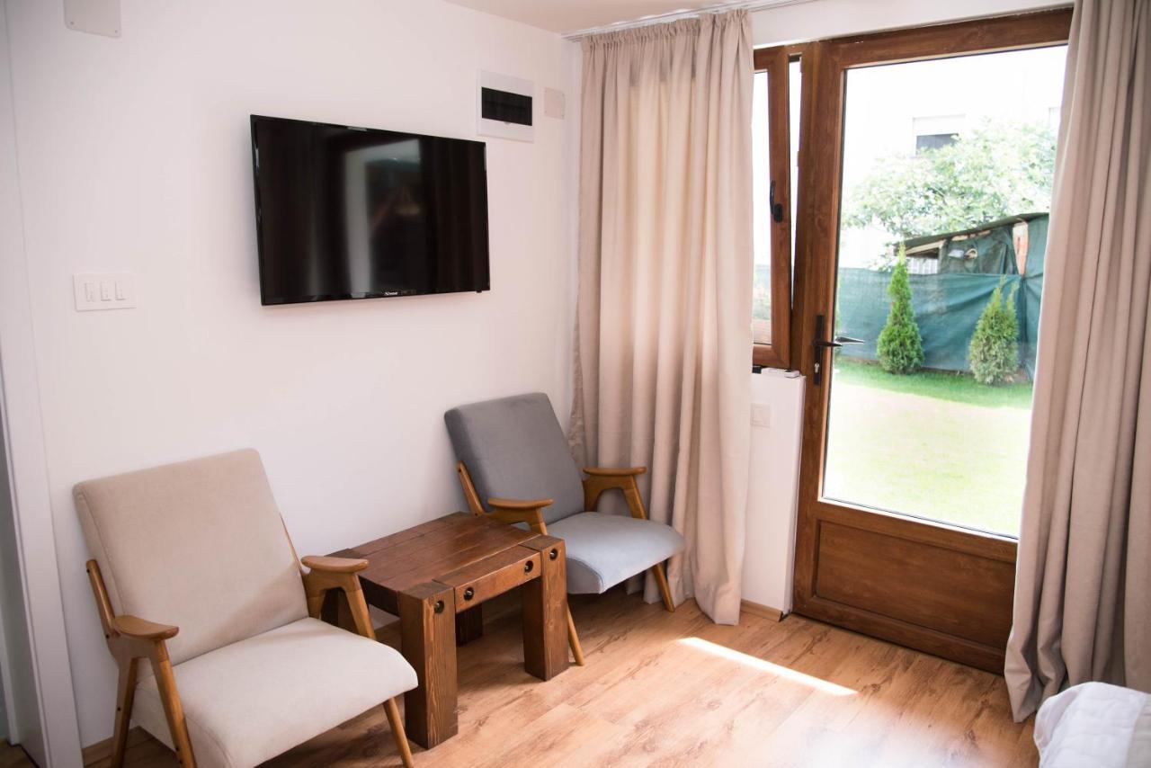 Guest House La Baja Ohrid Esterno foto