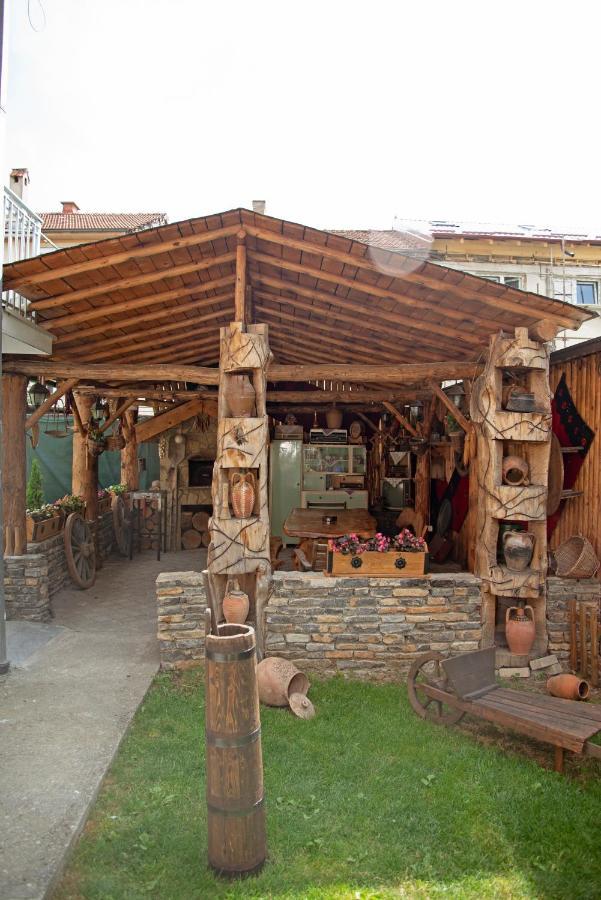 Guest House La Baja Ohrid Esterno foto