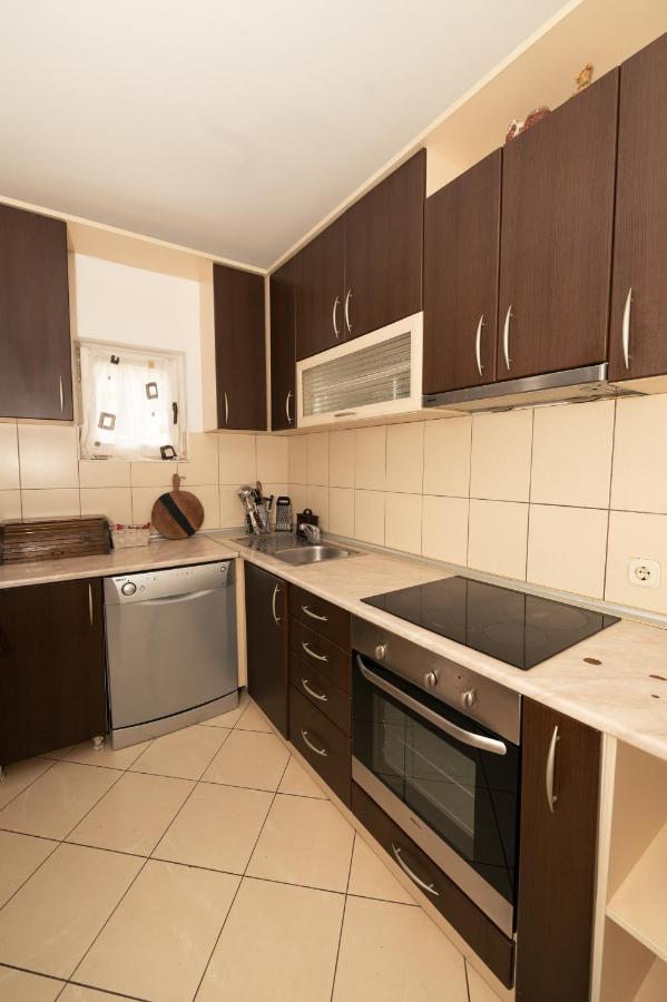 Guest House La Baja Ohrid Esterno foto