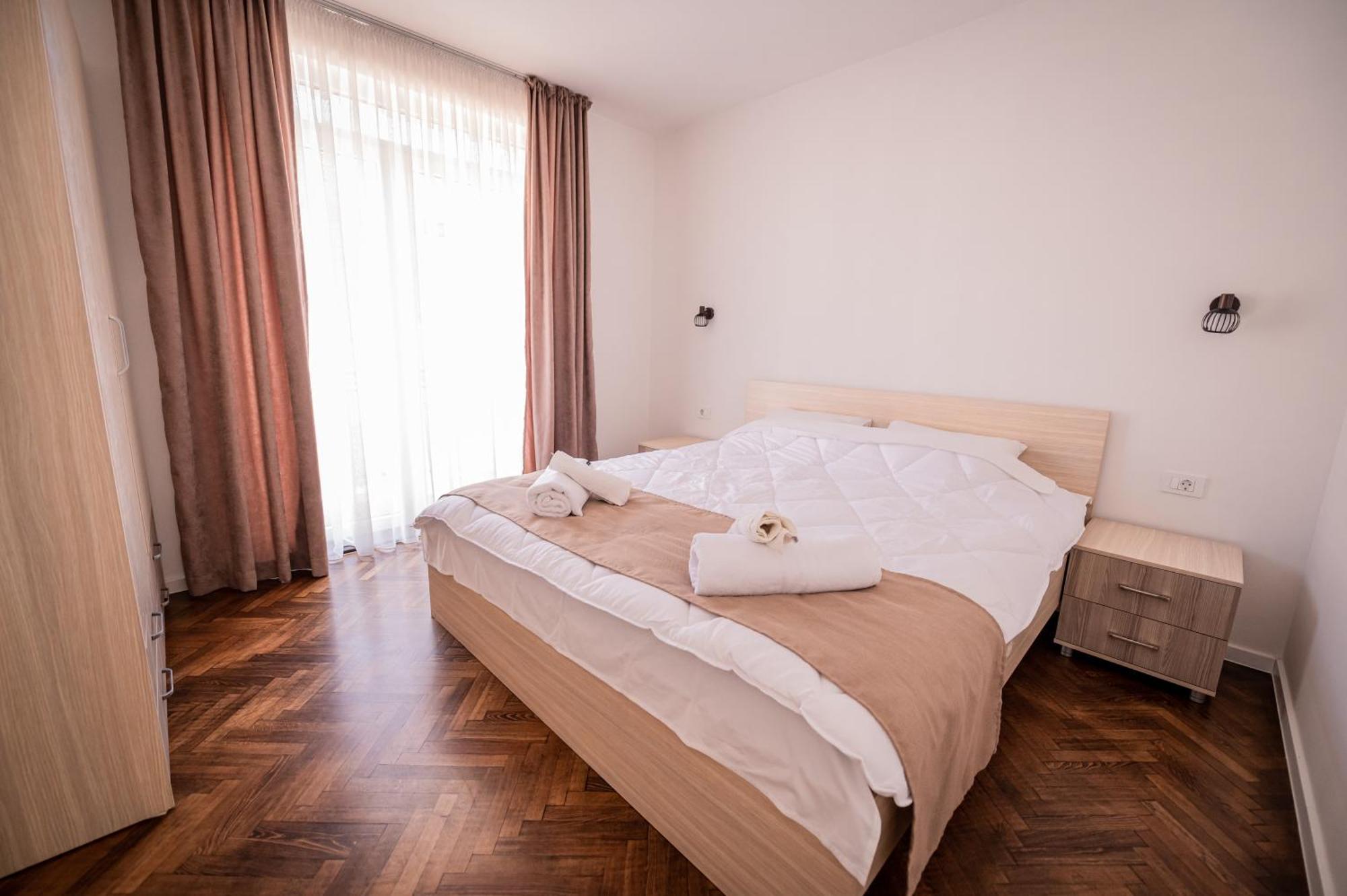Guest House La Baja Ohrid Esterno foto