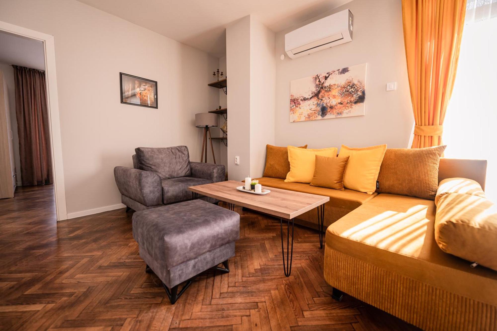 Guest House La Baja Ohrid Esterno foto